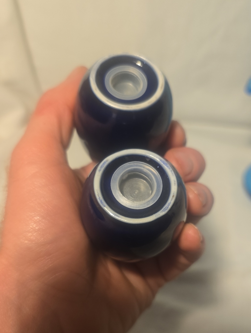 Vintage Memphis Tennessee cobalt Blue Egg Shaped Salt & Pepper Shakers - Picture 2 of 2